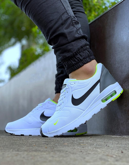 Nike Air Max Comando Caballero